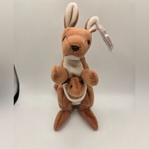 1996 Pouch The Kangaroo Ty Beanie Baby